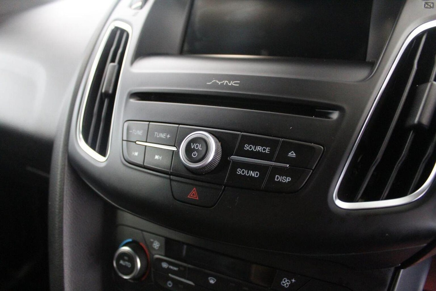 Used Ford Focus 2015 for sale - 76058054: Photo 39