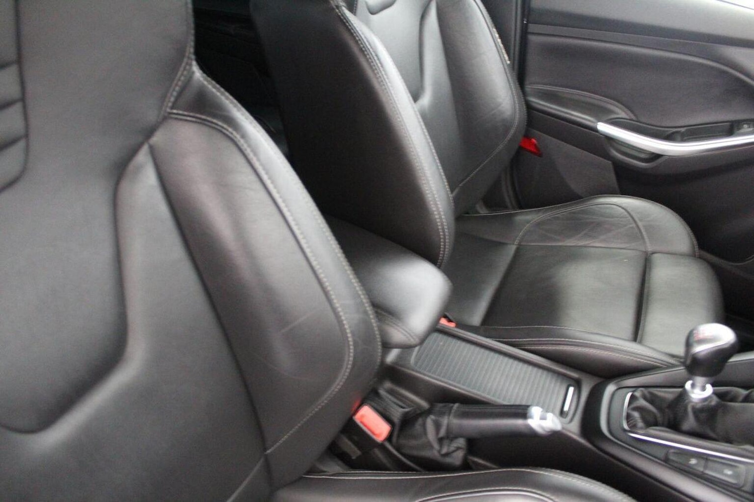 Used Ford Focus 2015 for sale - 76058054: Photo 42