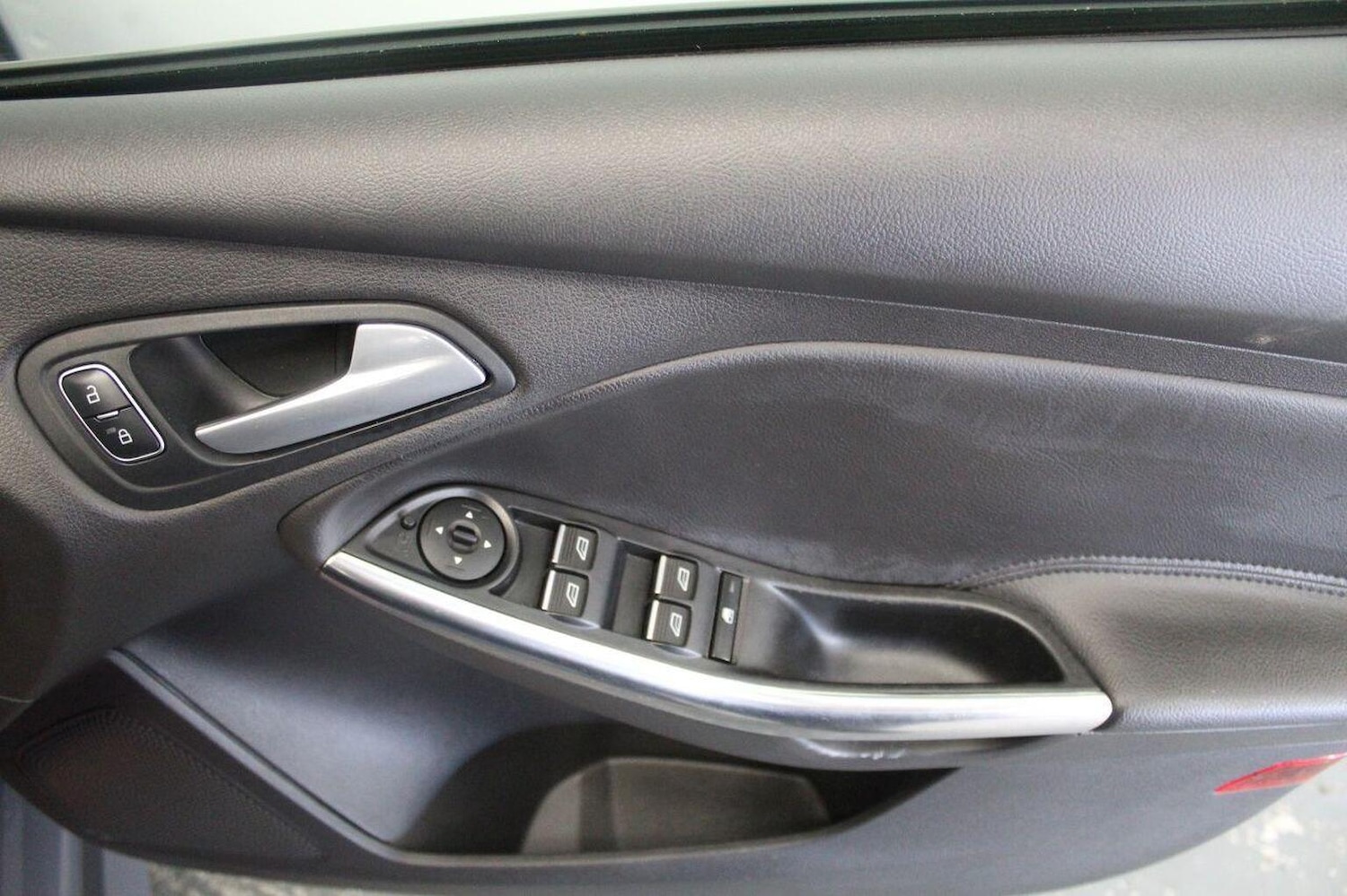 Used Ford Focus 2015 for sale - 76058054: Photo 48