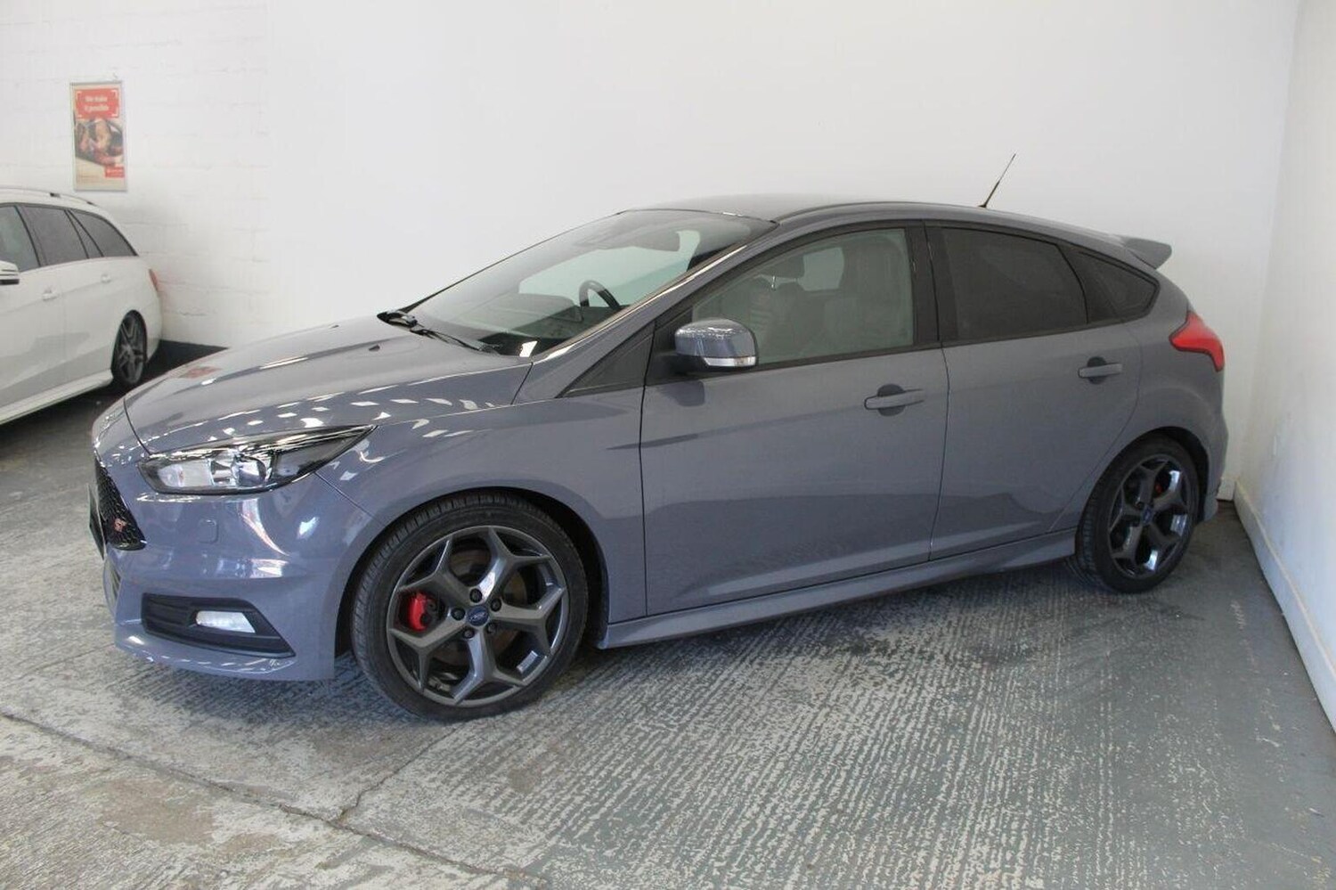 Used Ford Focus 2015 for sale - 76058054: Photo 5