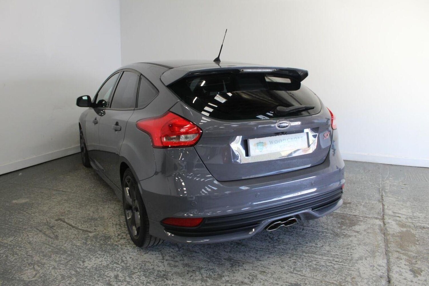 Used Ford Focus 2015 for sale - 76058054: Photo 7