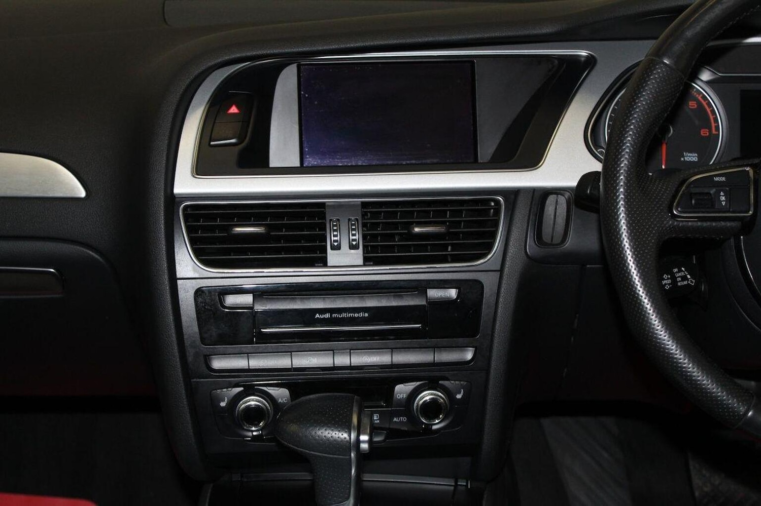 Used Audi A4 2015 for sale - 77350141: Photo 32