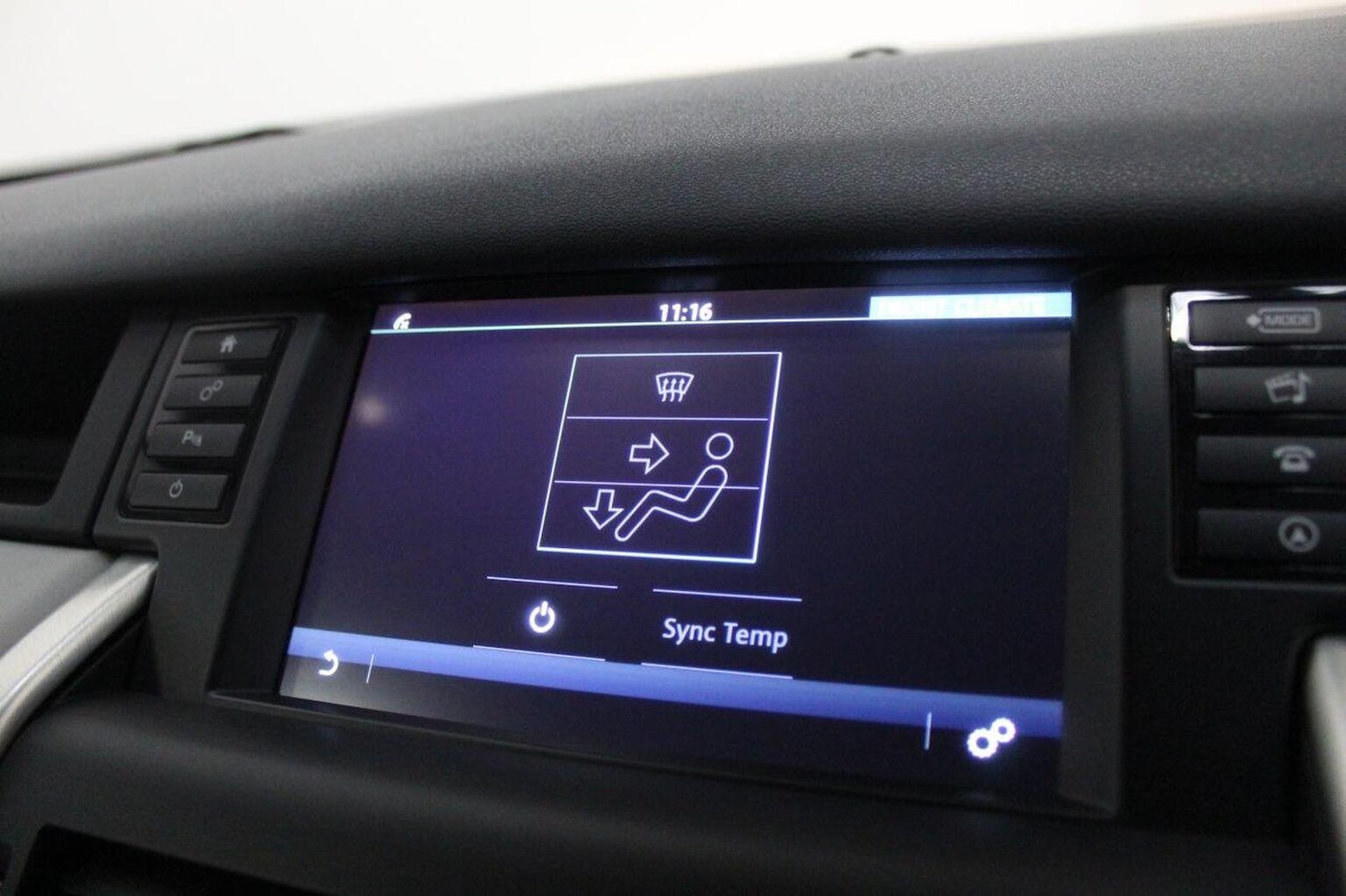 Used Land Rover Discovery Sport 2015 for sale - 76164554: Photo 42