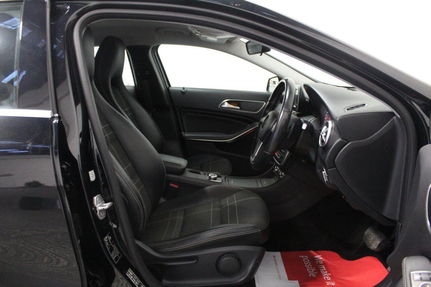 Used Mercedes-Benz A-Class 2015 for sale - 76821609: Photo 29