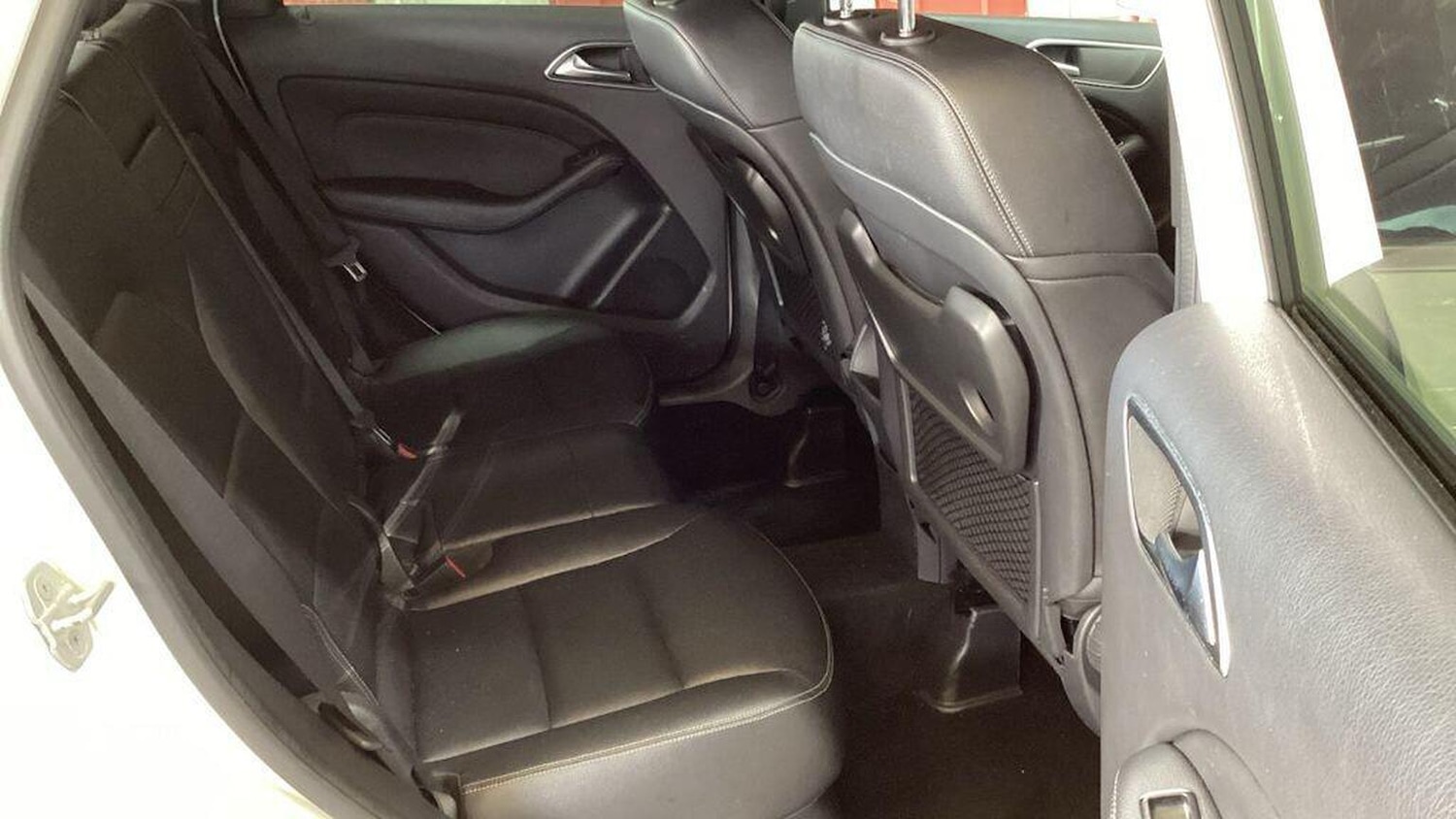 Used Mercedes-Benz B-Class 2015 for sale - 76126370: Photo 11