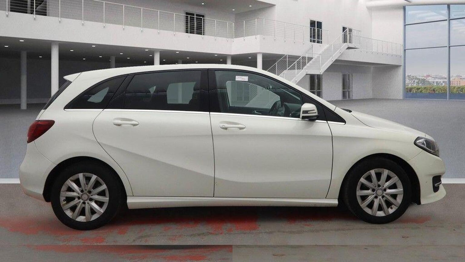 Used Mercedes-Benz B-Class 2015 for sale - 76126370: Photo 7
