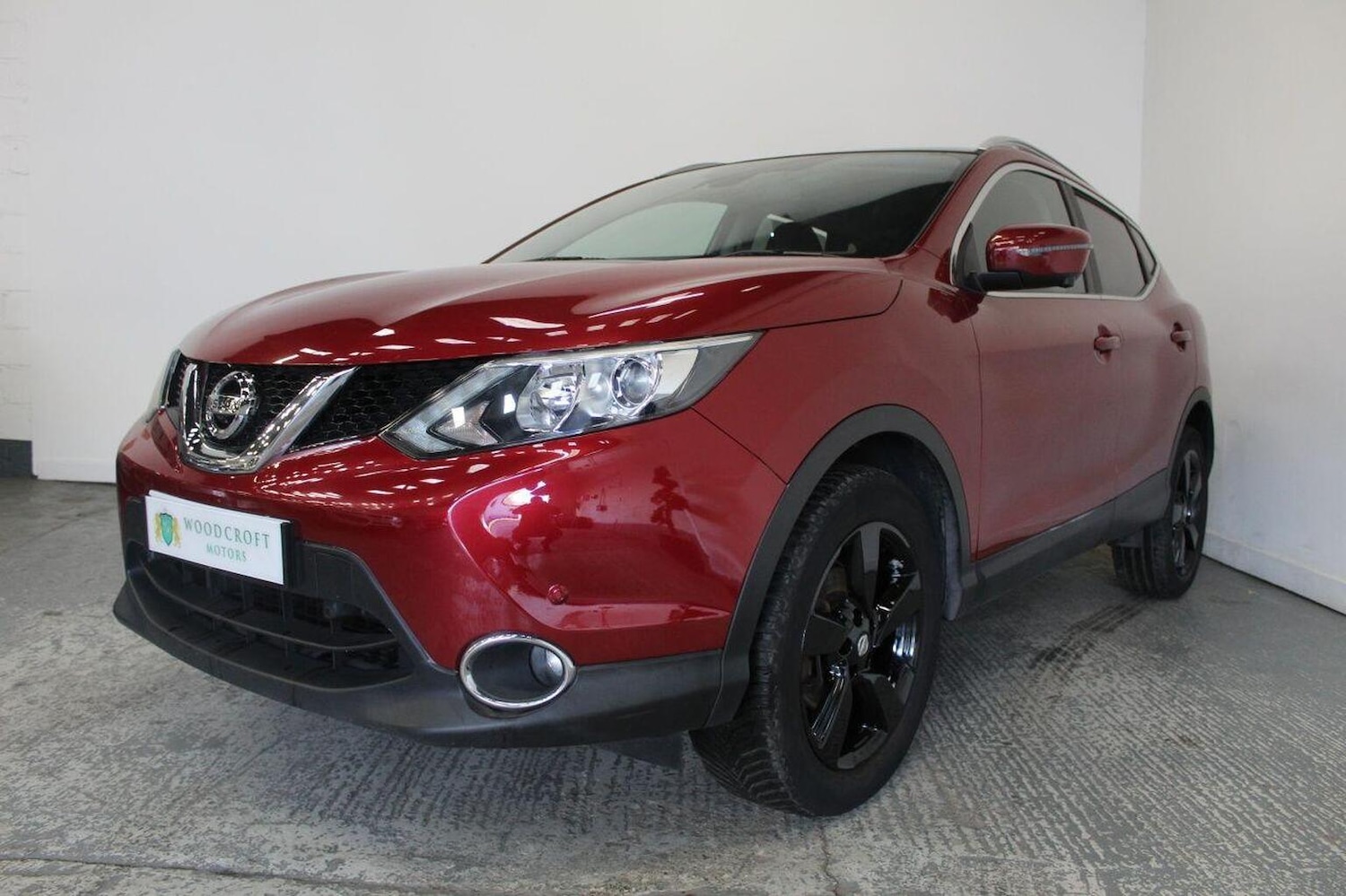 Used Nissan Qashqai 2016 for sale - 77140621: Photo 2
