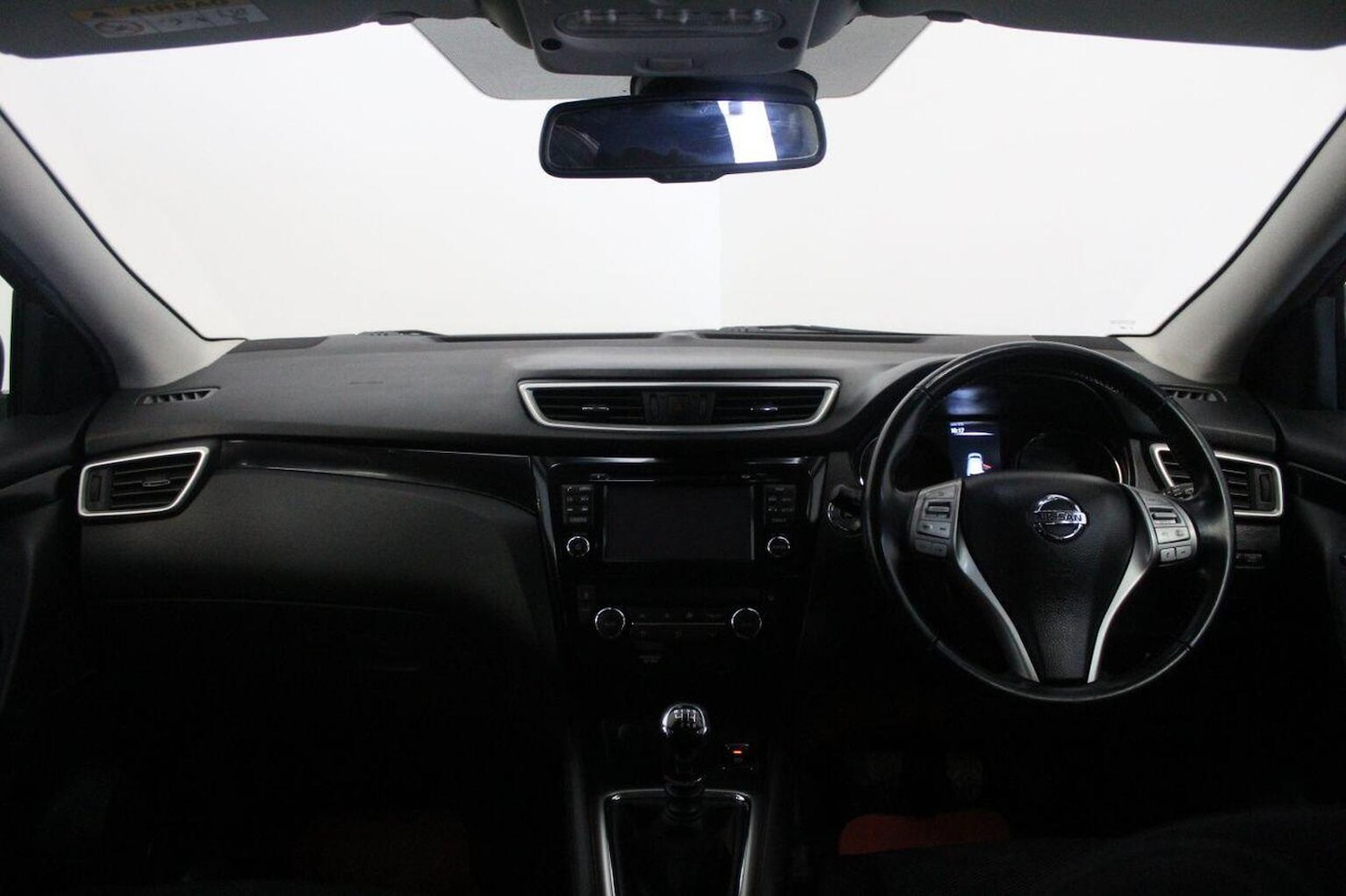 Used Nissan Qashqai 2016 for sale - 77140621: Photo 31