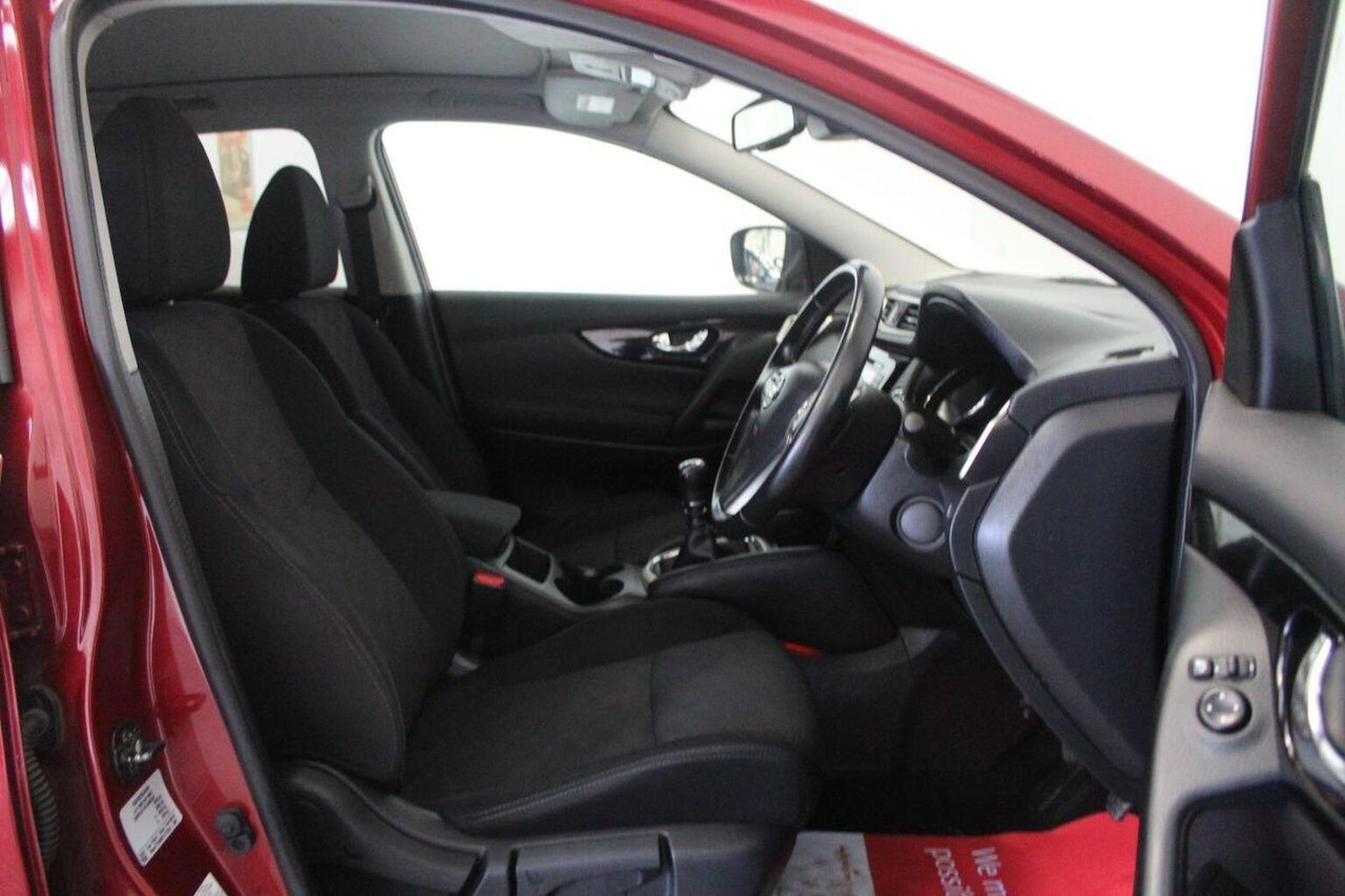 Used Nissan Qashqai 2016 for sale - 77140621: Photo 32