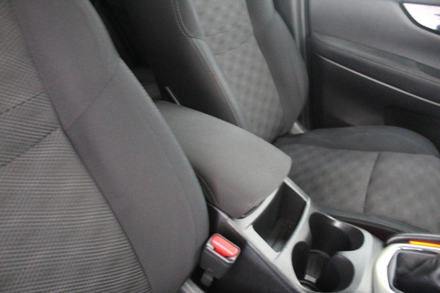 Used Nissan Qashqai 2016 for sale - 77140621: Photo 46