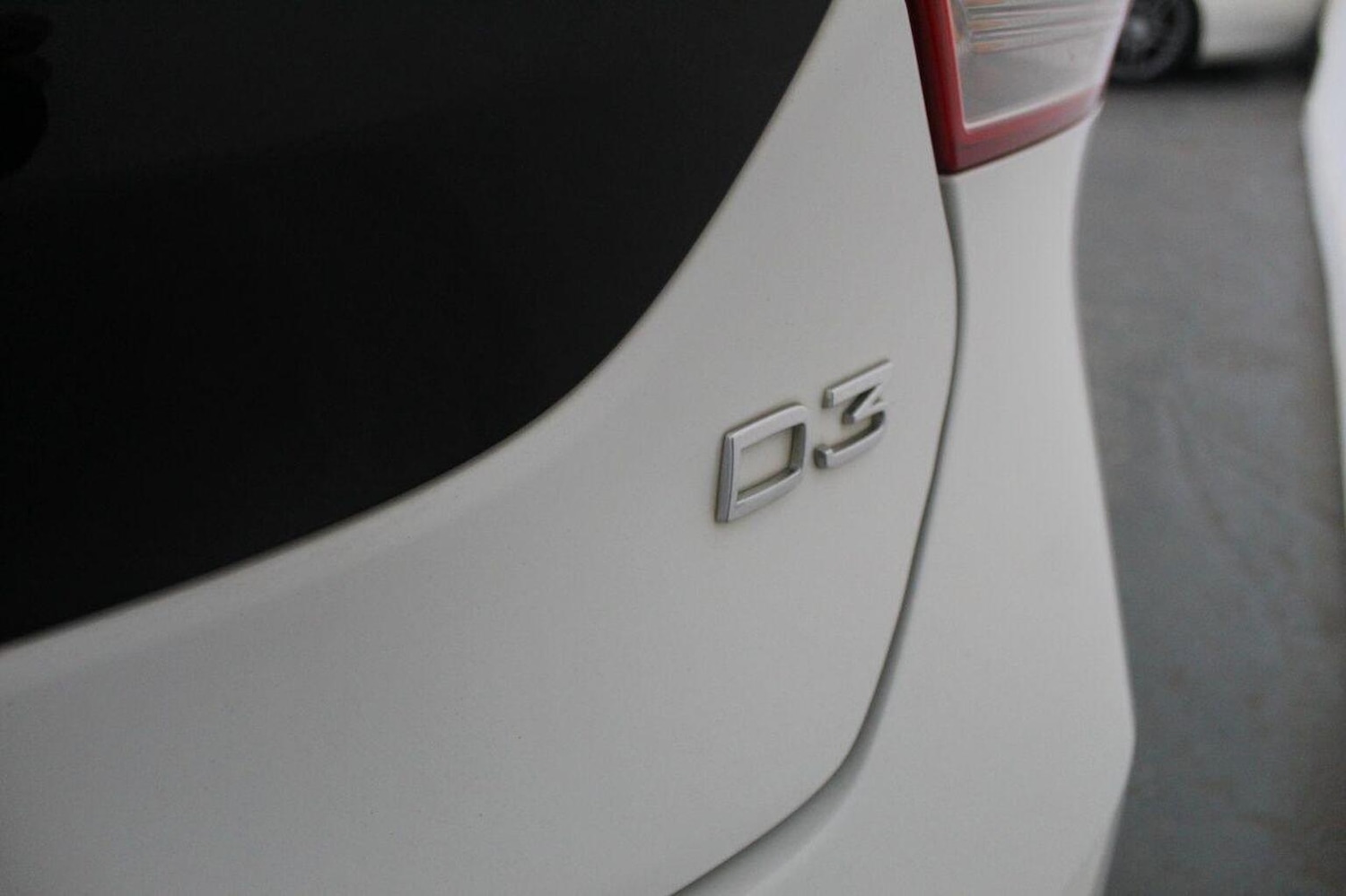 Used Volvo V40 2015 for sale - 76444439: Photo 19