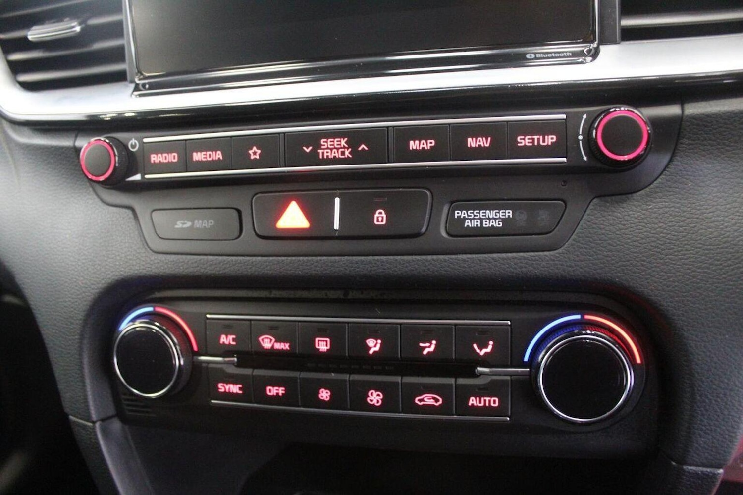 Used Kia Ceed 2018 for sale - 76656000: Photo 40