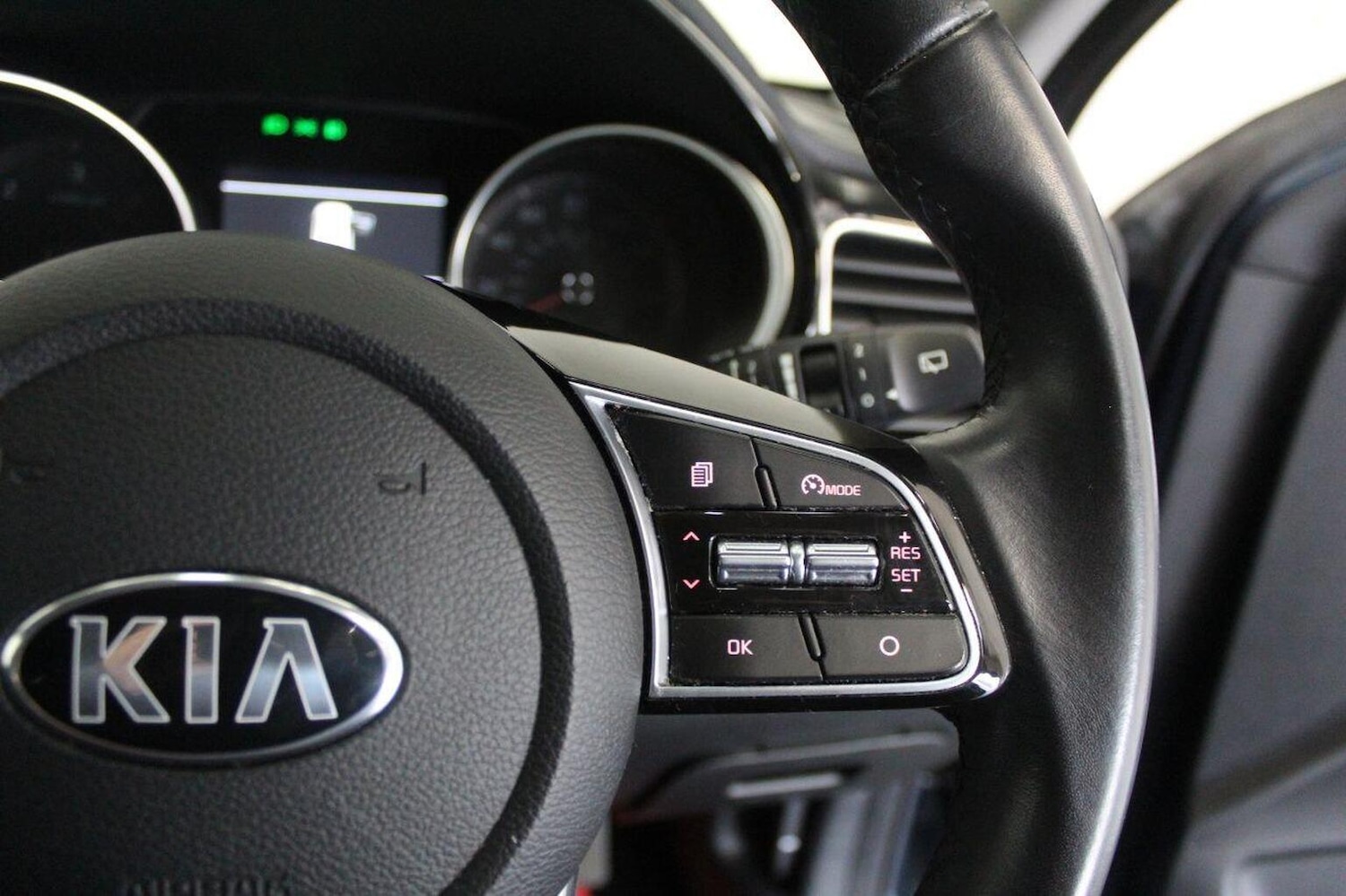 Used Kia Ceed 2018 for sale - 76656000: Photo 45