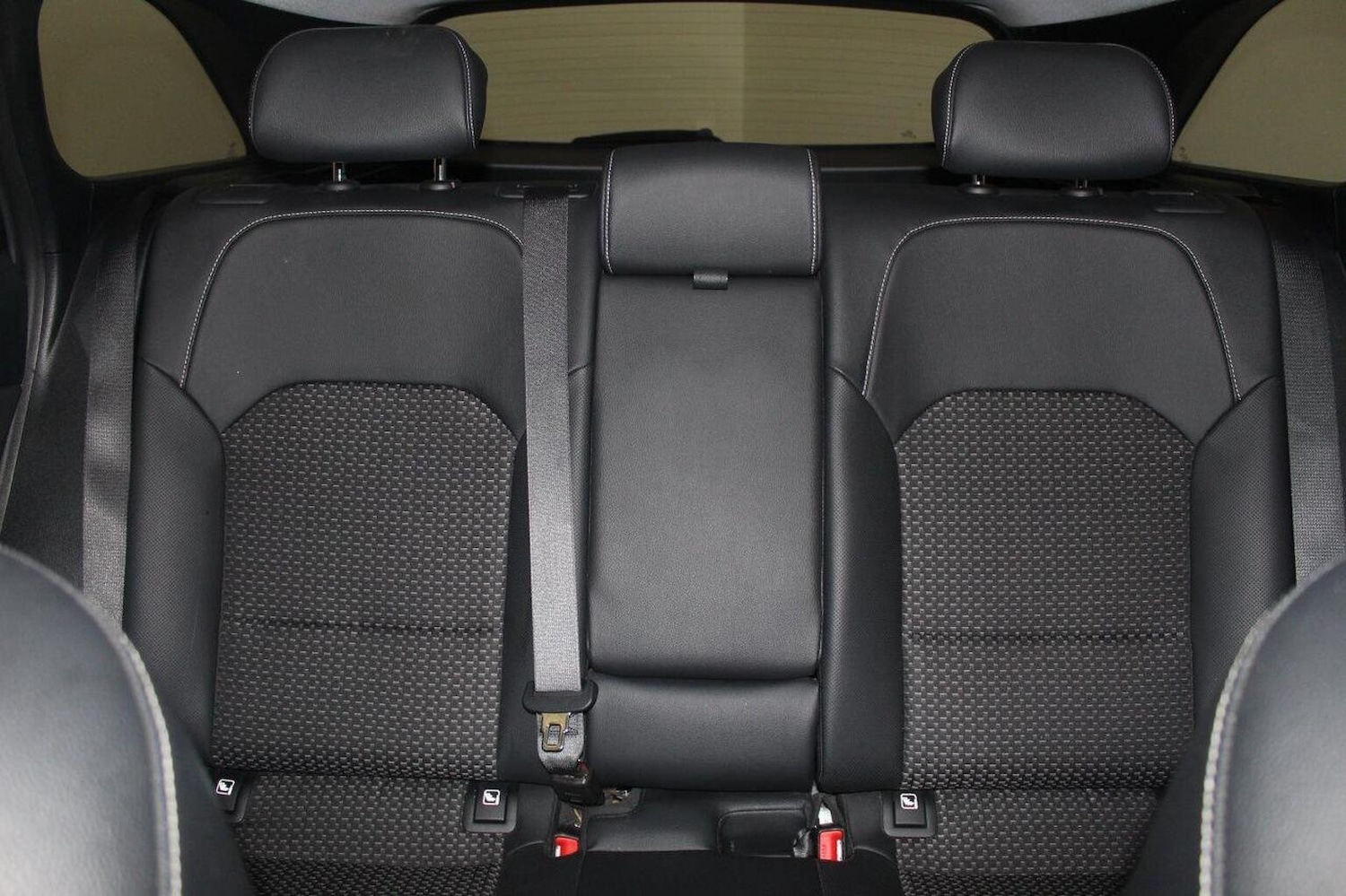 Used Kia Ceed 2018 for sale - 76656000: Photo 49