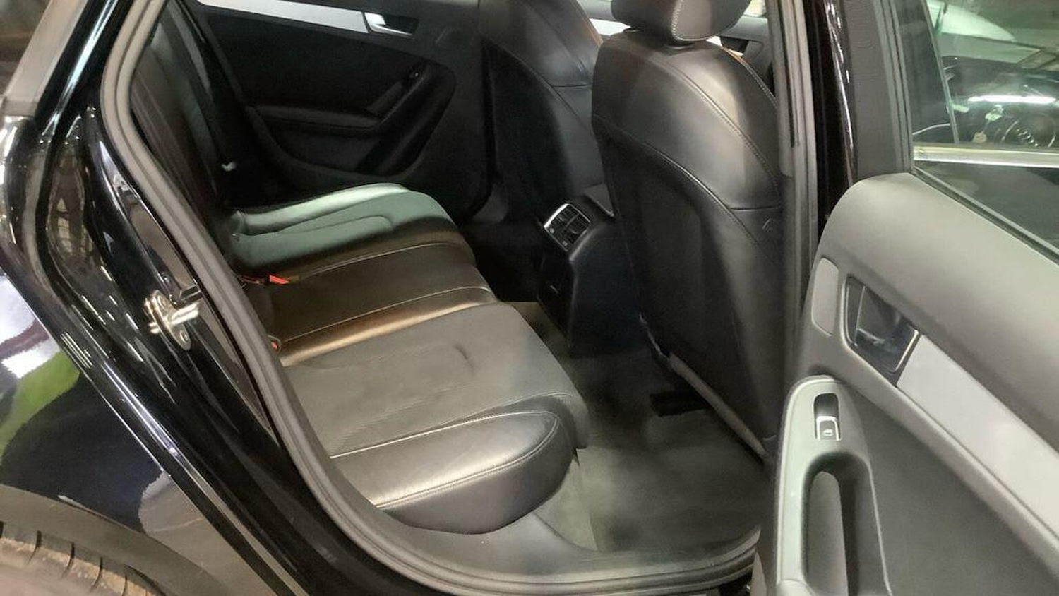 Used Audi A4 2015 for sale - 77937889: Photo 13