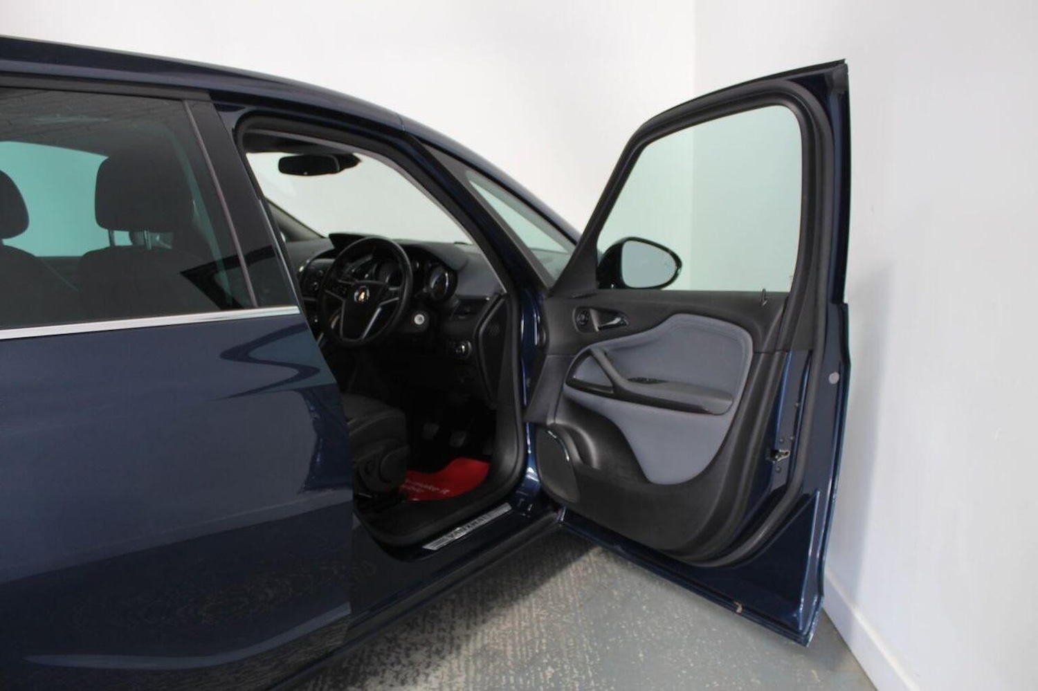 Used Vauxhall Zafira 2012 for sale - 78025806: Photo 24