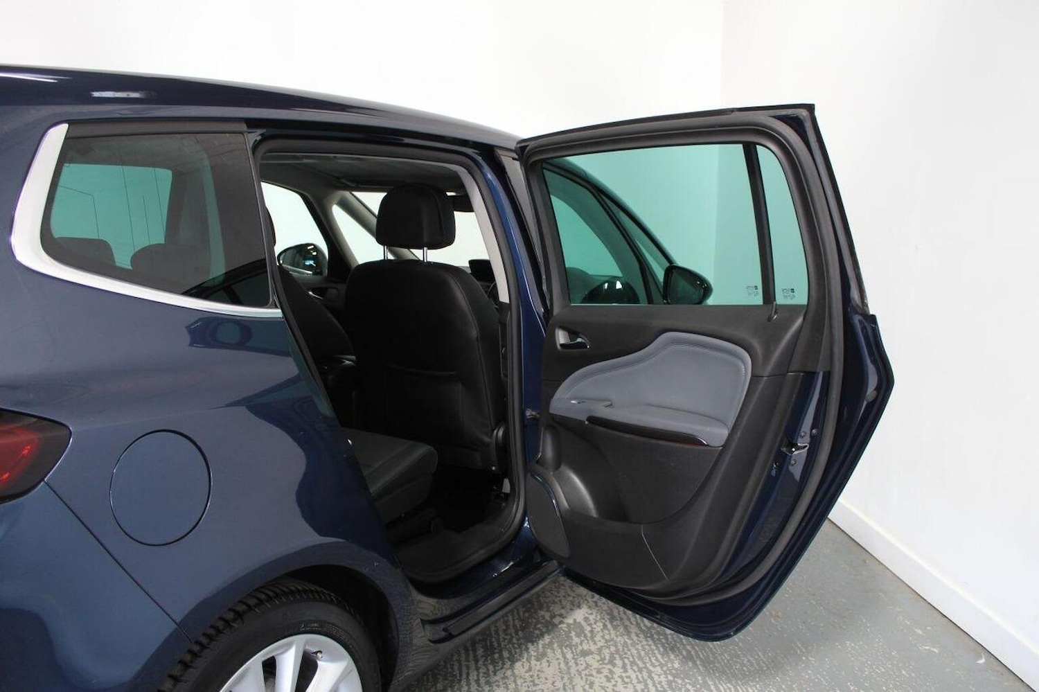 Used Vauxhall Zafira 2012 for sale - 78025806: Photo 25