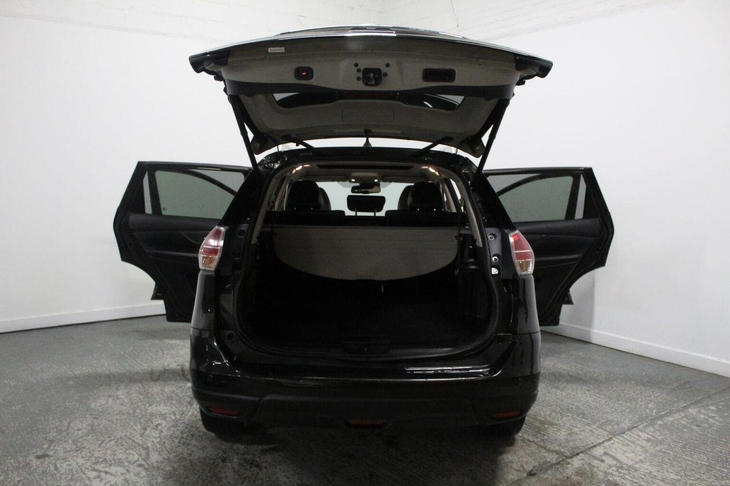 Used Nissan X-Trail 2017 for sale - 76830361: Photo 25