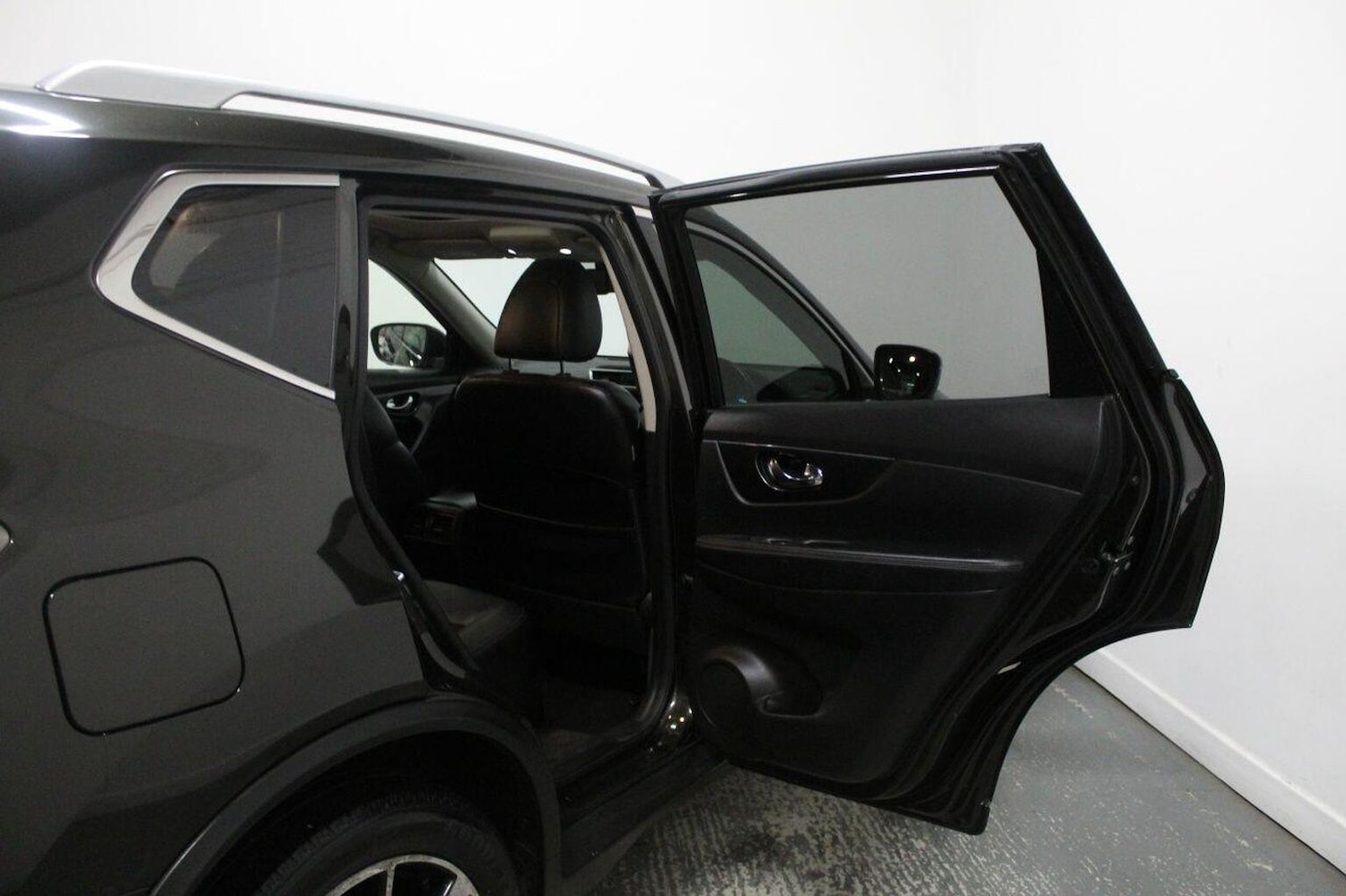 Used Nissan X-Trail 2017 for sale - 76830361: Photo 28