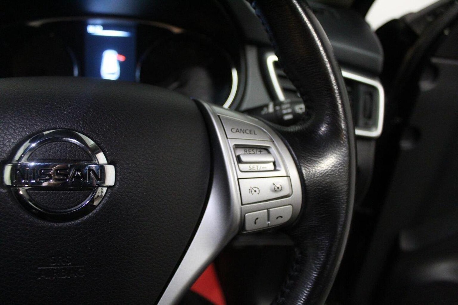 Used Nissan X-Trail 2017 for sale - 76830361: Photo 52