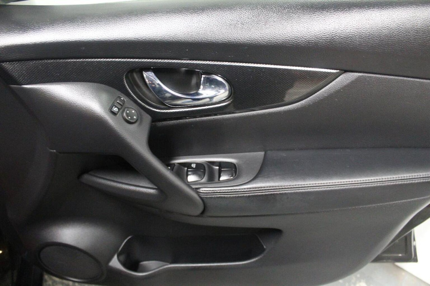 Used Nissan X-Trail 2017 for sale - 76830361: Photo 54