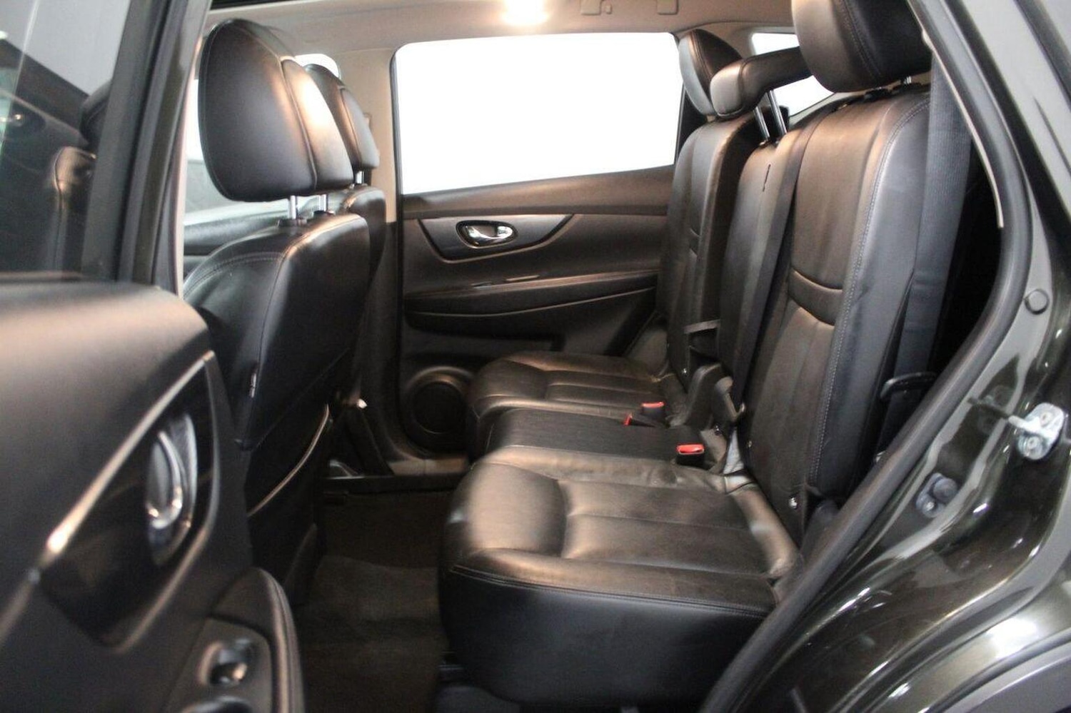 Used Nissan X-Trail 2017 for sale - 76830361: Photo 59