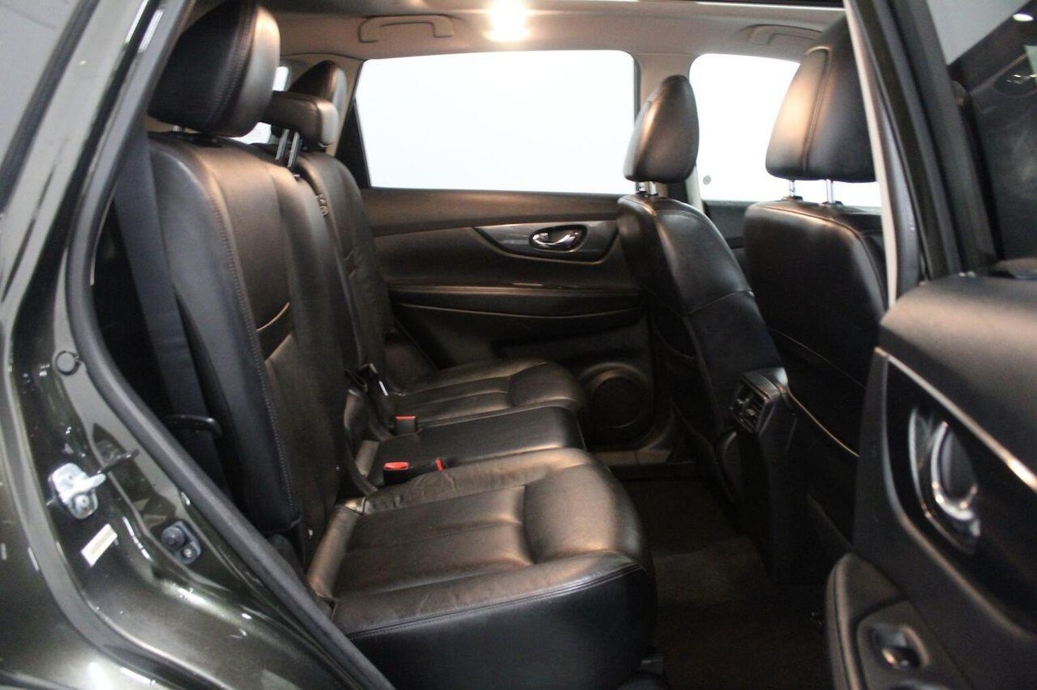 Used Nissan X-Trail 2017 for sale - 76830361: Photo 60