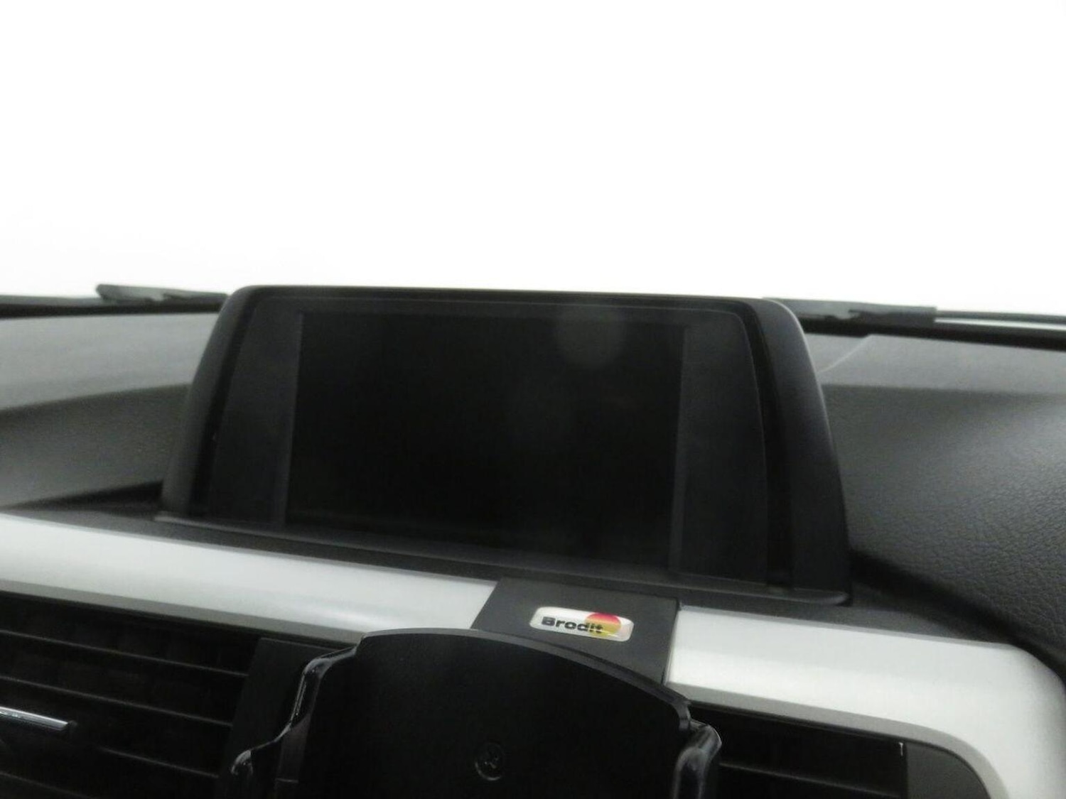 Used BMW 3 Series 2012 for sale - 77937910: Photo 37