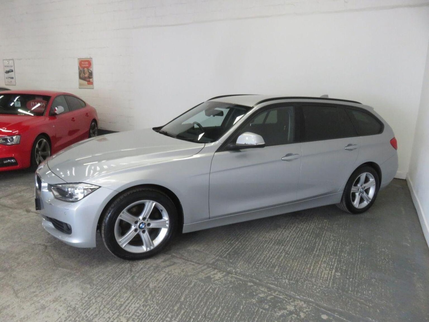 Used BMW 3 Series 2012 for sale - 77937910: Photo 5