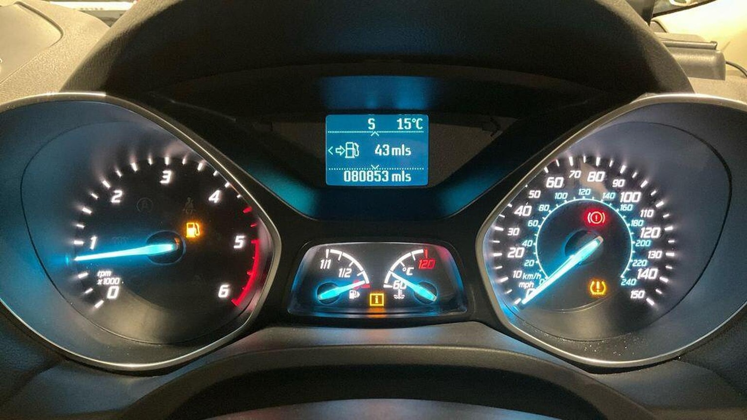 Used Ford Kuga 2015 for sale - 76186586: Photo 14
