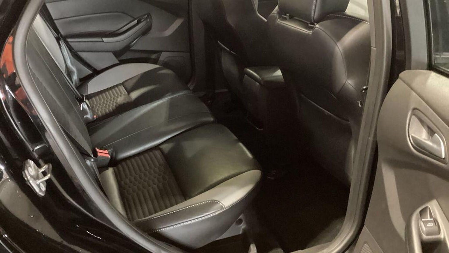 Used Ford Focus 2017 for sale - 77400008: Photo 13