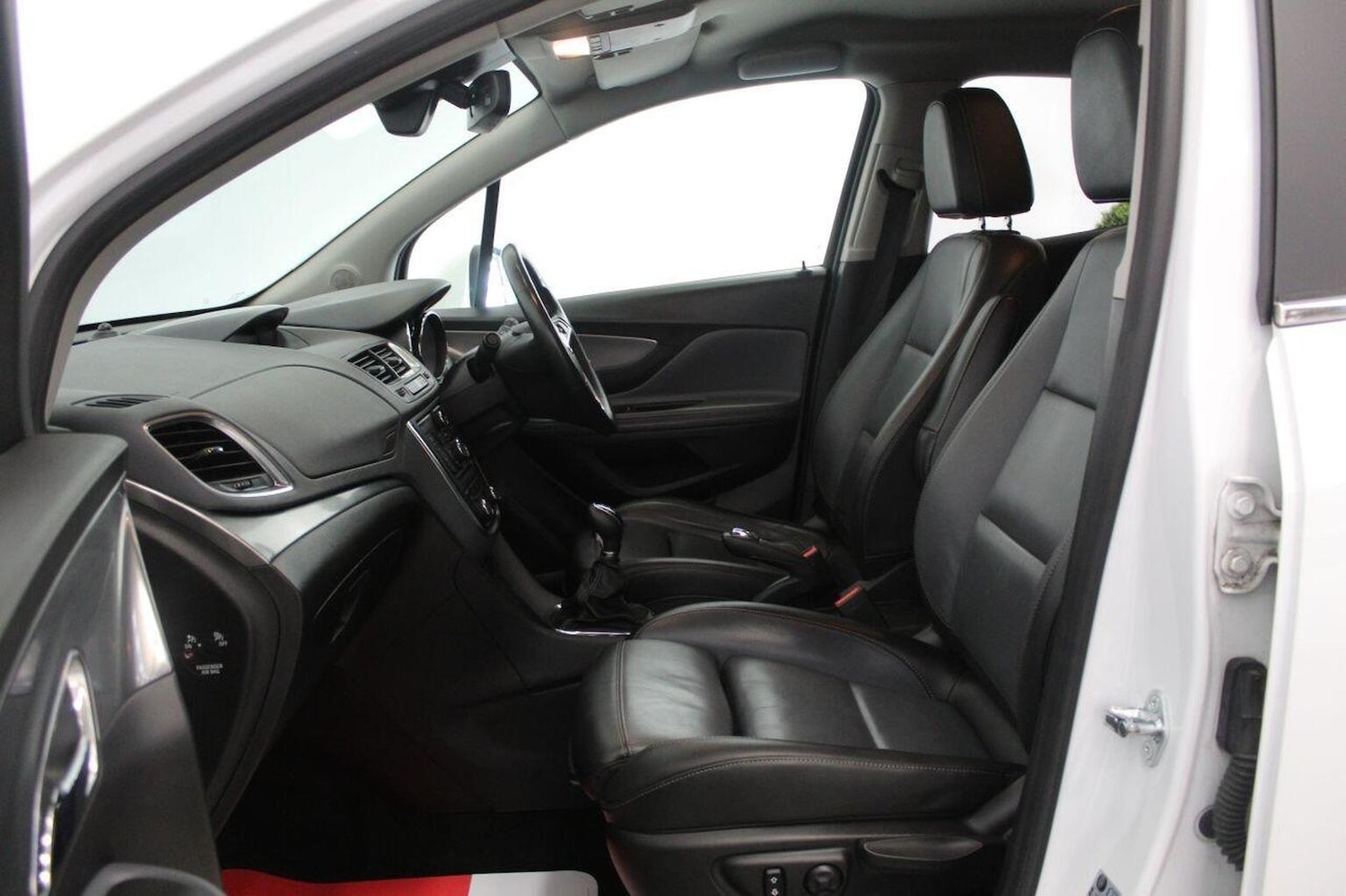 Used Vauxhall Mokka 2015 for sale - 77937932: Photo 48