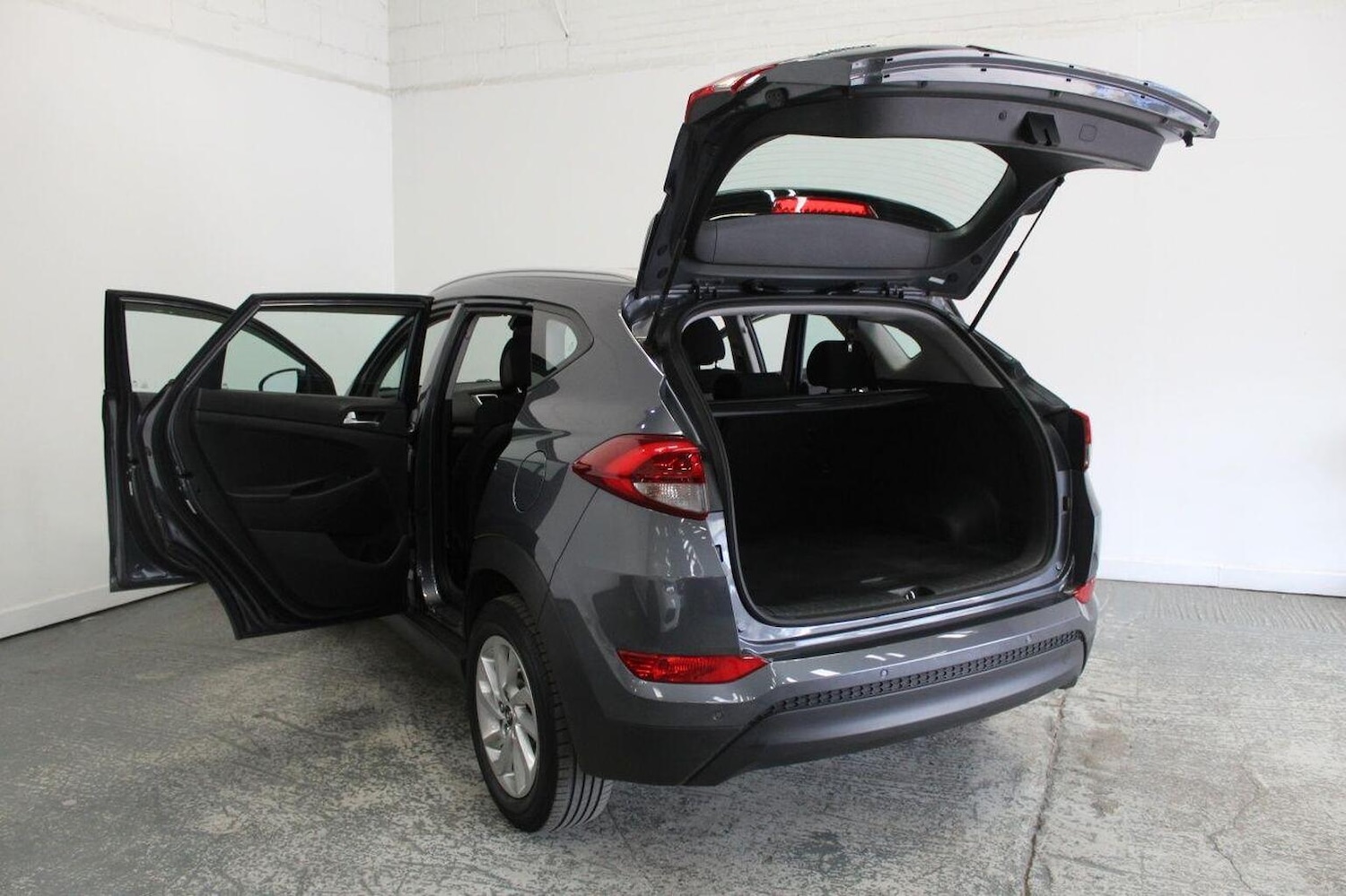 Used Hyundai TUCSON 2017 for sale - 76397117: Photo 20