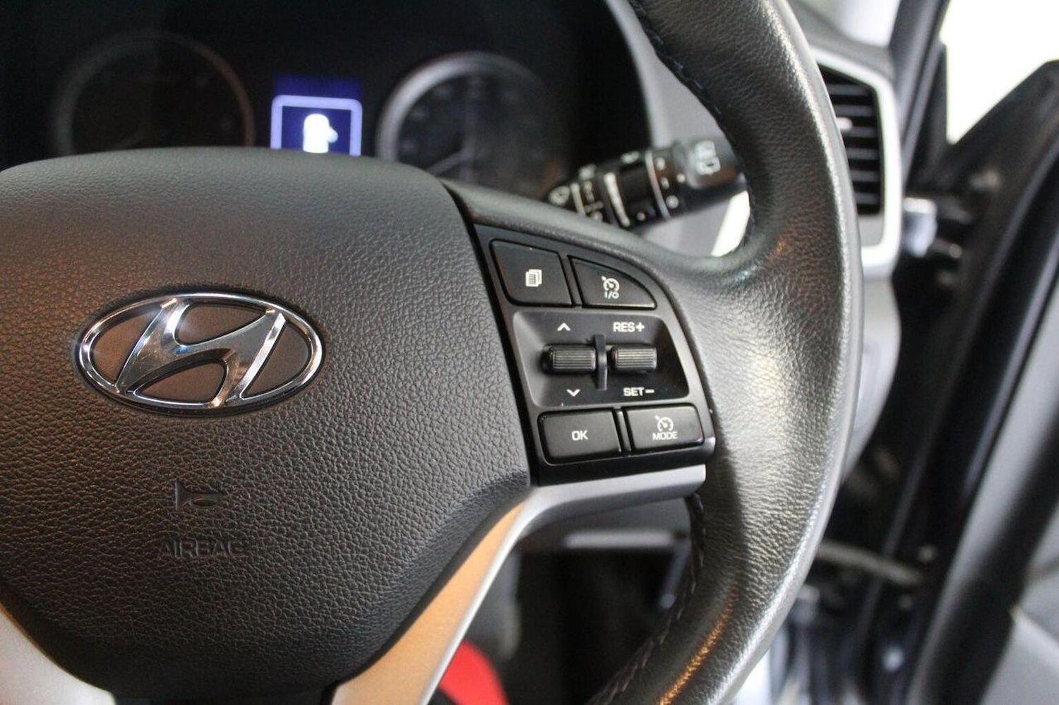 Used Hyundai TUCSON 2017 for sale - 76397117: Photo 45