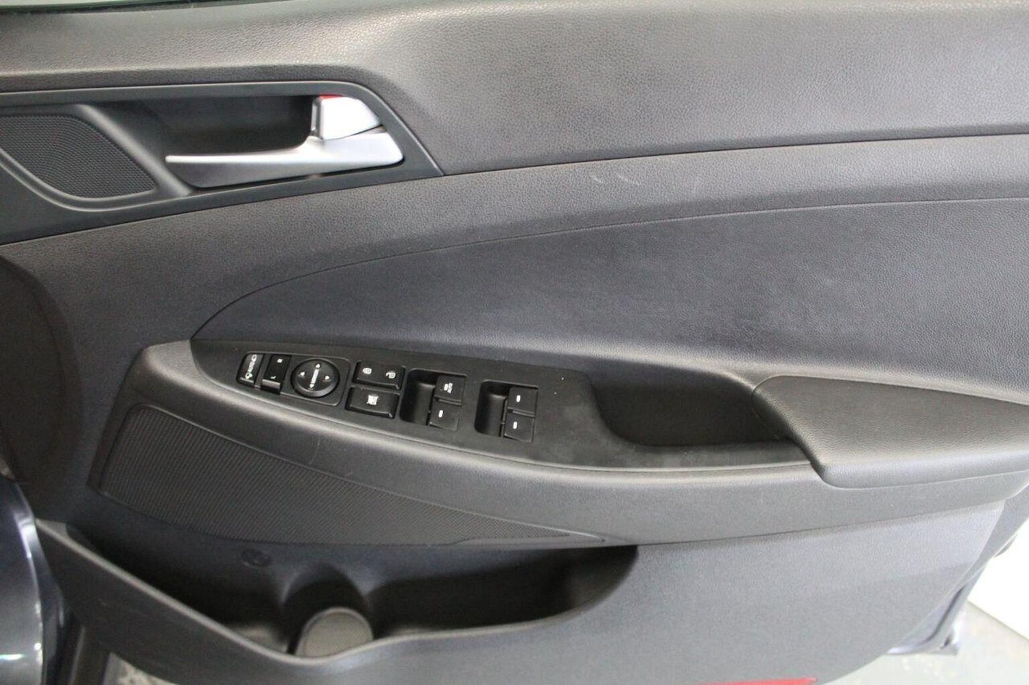 Used Hyundai TUCSON 2017 for sale - 76397117: Photo 47