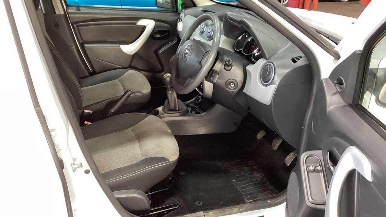 Used Dacia Duster 2015 for sale - 77650036: Photo 14