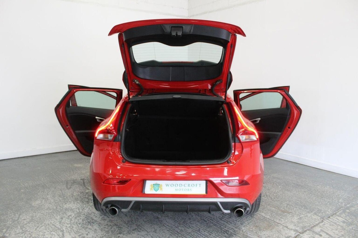 Used Volvo V40 2016 for sale - 78084394: Photo 21