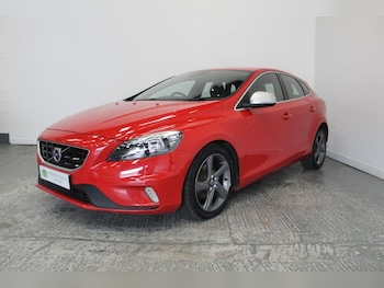 Used Volvo V40 2016 for sale - 78084394: Photo