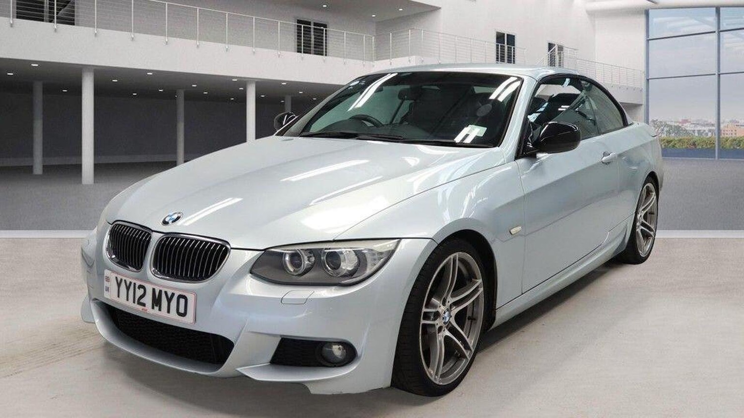 Used BMW 3 Series 2012 for sale - 76164466: Photo 2