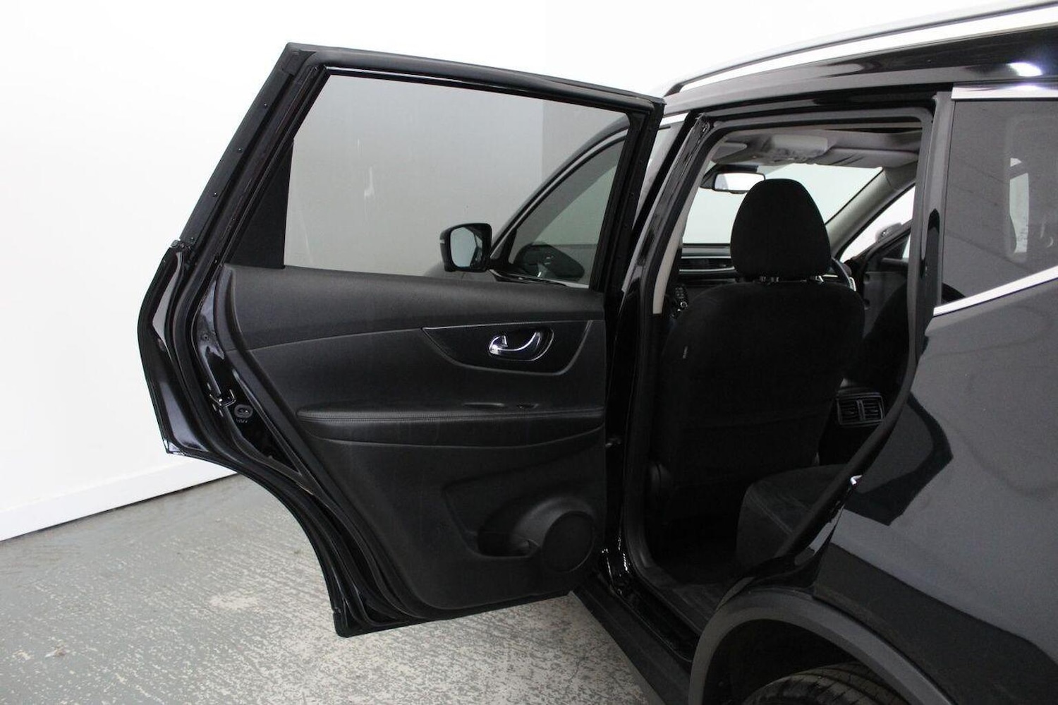 Used Nissan X-Trail 2016 for sale - 76741270: Photo 30