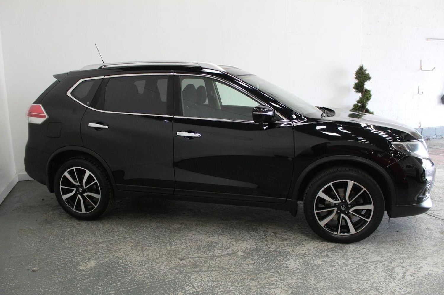 Used Nissan X-Trail 2016 for sale - 76741270: Photo 4