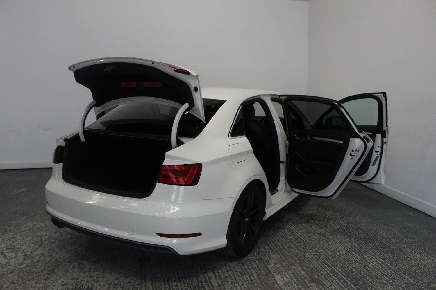 Used Audi A3 2015 for sale - 76897002: Photo 20