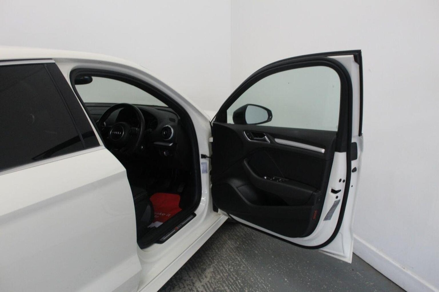 Used Audi A3 2015 for sale - 76897002: Photo 23