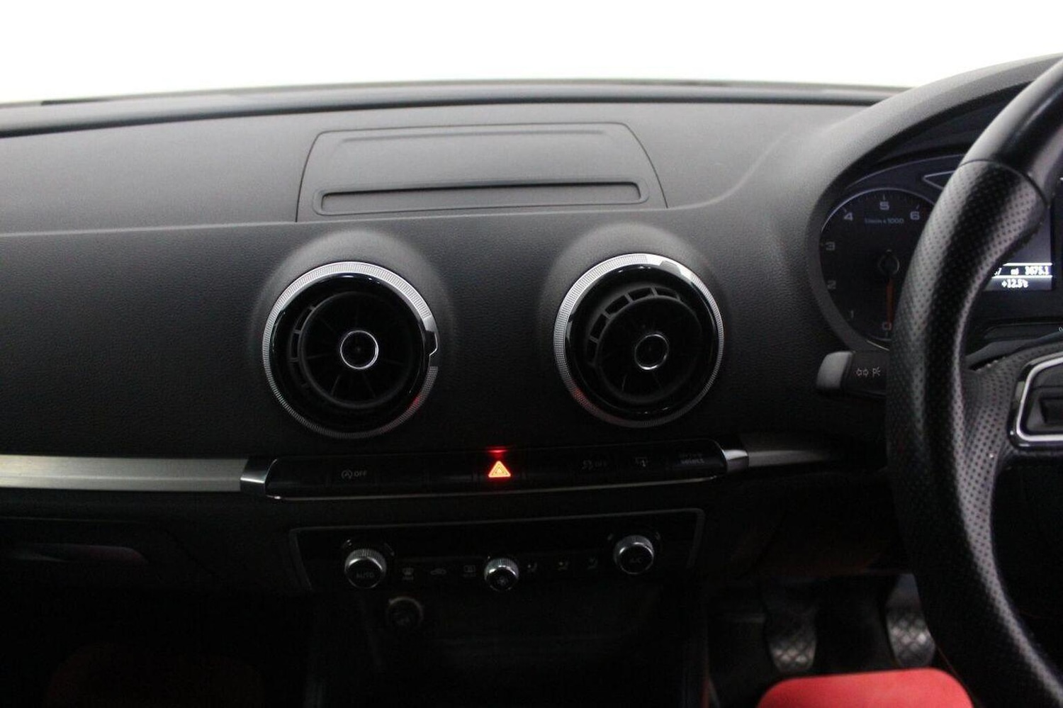 Used Audi A3 2015 for sale - 76897002: Photo 37