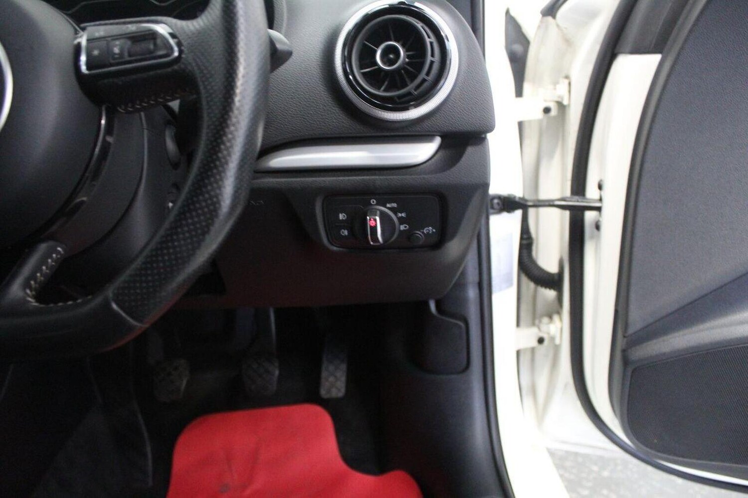 Used Audi A3 2015 for sale - 76897002: Photo 45