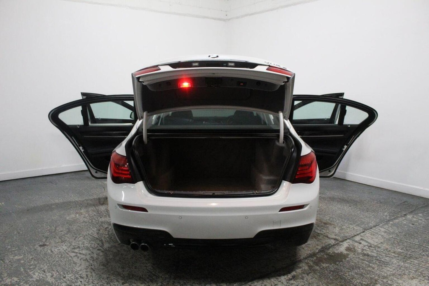 Used BMW 7 Series 2015 for sale - 76517798: Photo 23