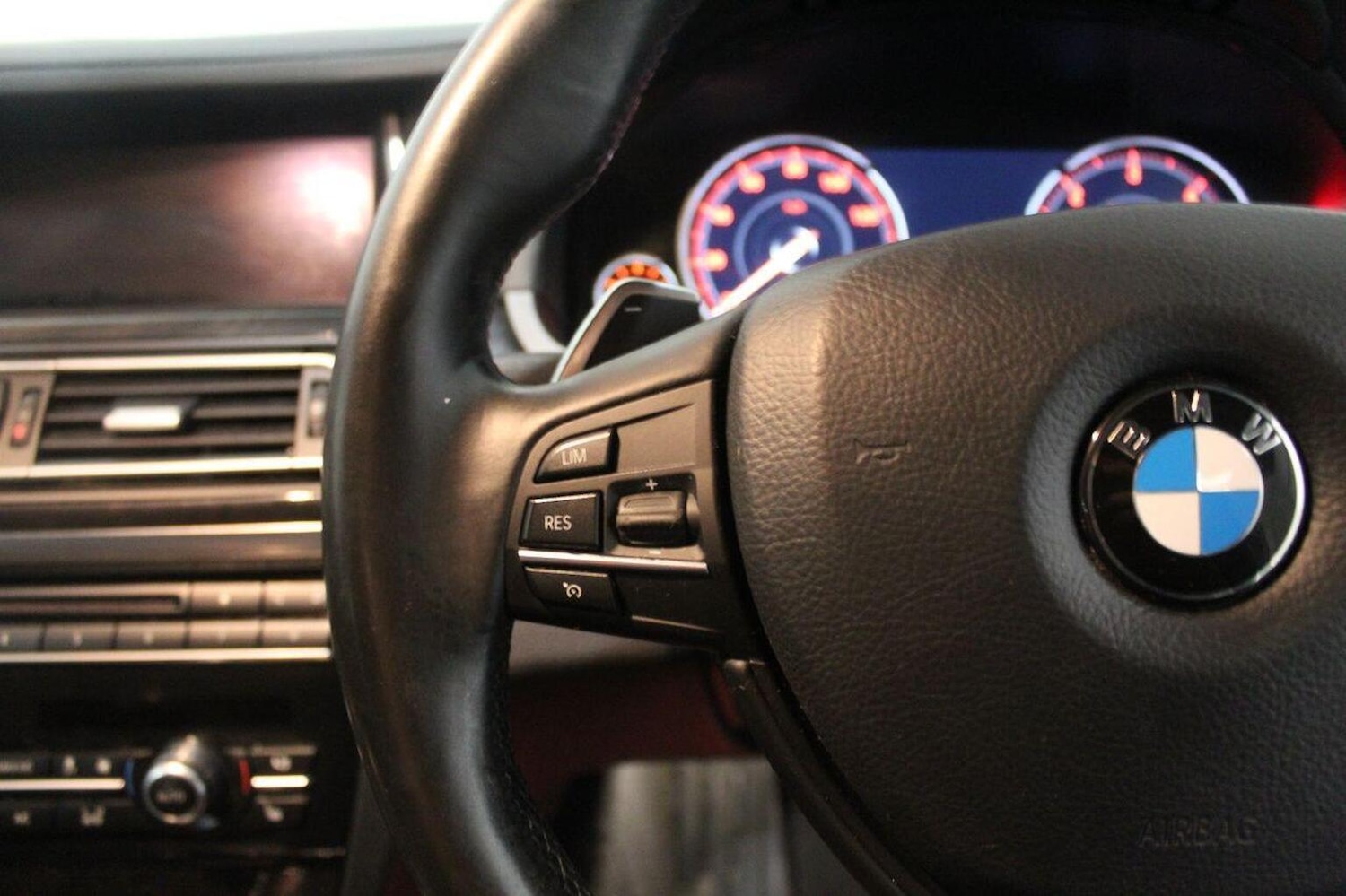 Used BMW 7 Series 2015 for sale - 76517798: Photo 51