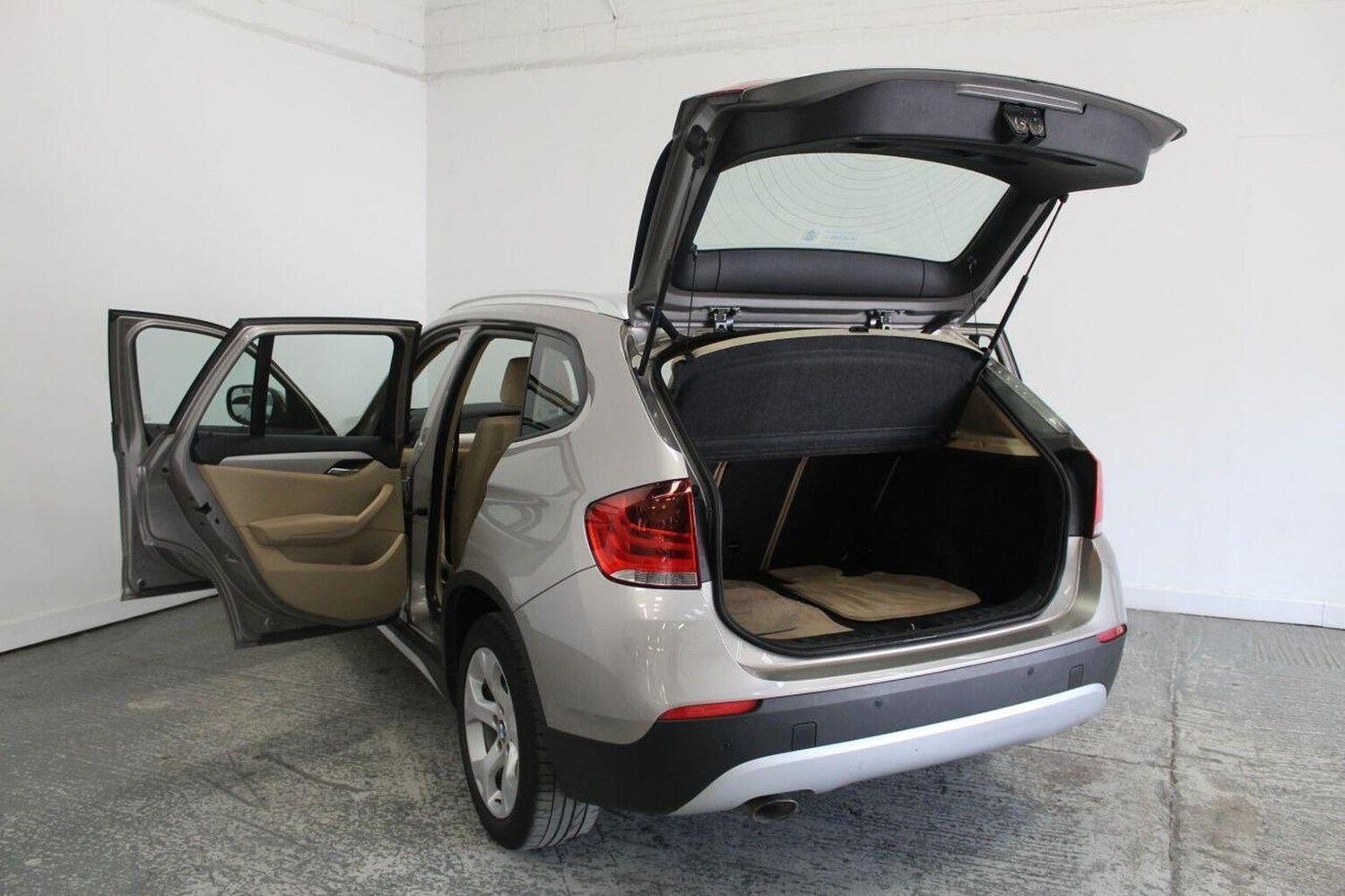 Used BMW X1 2010 for sale - 76631476: Photo 20