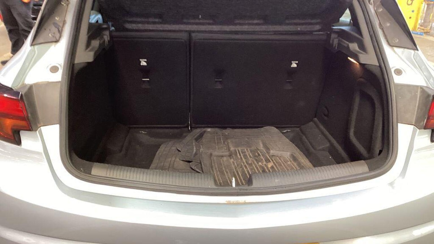 Used Vauxhall Astra 2017 for sale - 77220551: Photo 10