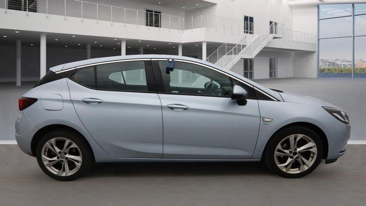 Used Vauxhall Astra 2017 for sale - 77220551: Photo 7